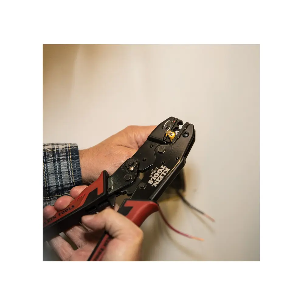 BRIEFING CR−10 Crimping Tool, 22-10 AWG, Ratcheting, Insulated, Steel Blade
