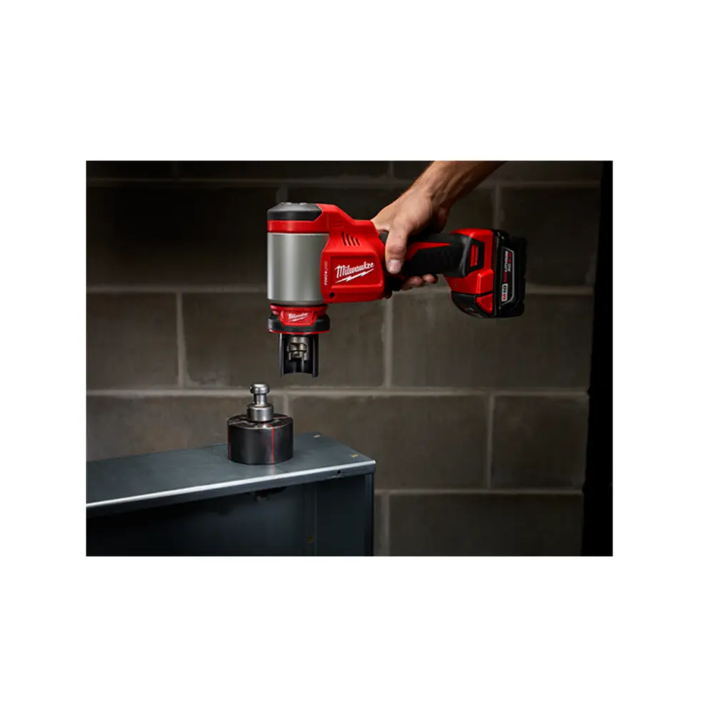 M18™ FORCE LOGIC™ 10T Knockout Tool 1/2